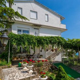 Apartmani Ella Dramalj