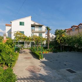 Apartments Branko Vodice II III