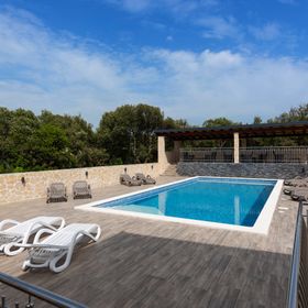 Apartments Karen Vinisce