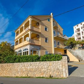 Apartments ROKO Crikvenica
