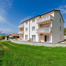 Apartments Maravera Povile