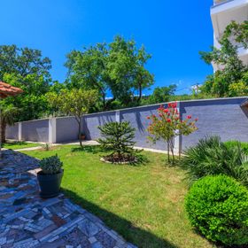 Apartments Maravera Povile