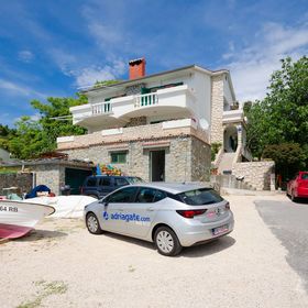 Apartments Zdenka Lopar