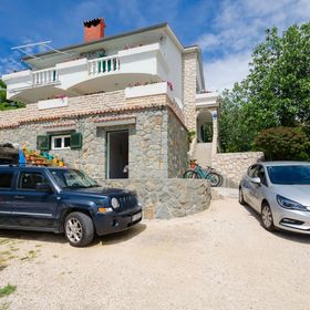 Apartments Zdenka Lopar