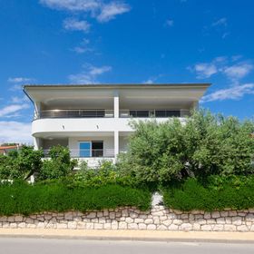 Apartments Zorka Lopar