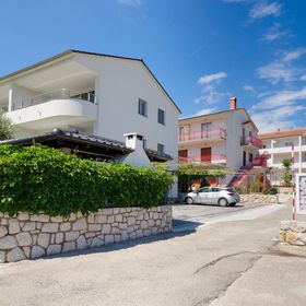 Apartments Zorka Lopar