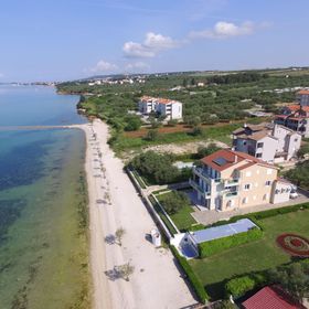 Apartments Citrine on the beach Biograd