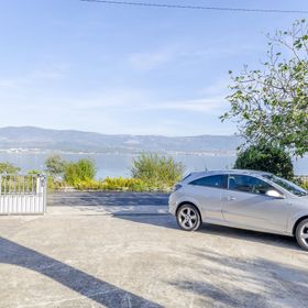 Apartments Tomislav Slatine