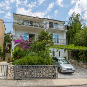 Apartments Dorijan i Karlo Selce