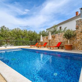 Villa Alka Okrug Gornji