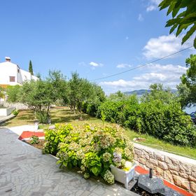 Apartments Tabak Slatine