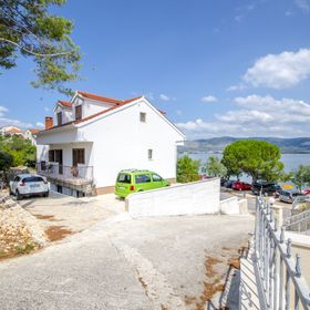 Apartments Tabak Slatine