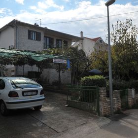 Apartments Valerija Supetar