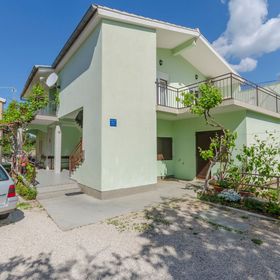 Apartments Sklopina Starigrad Paklenica