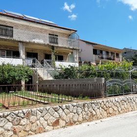 Apartments Emmas studio Stari Grad