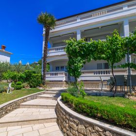 Apartments Marijana Banjol