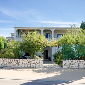 Apartment Ruza Lopar II III