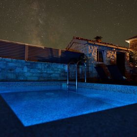 House Tihanka Grohote