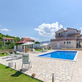 Villa Ana Umljanovic