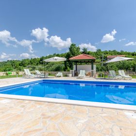 Villa Ana Umljanovic