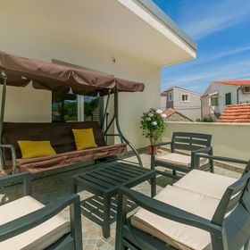 House Cattleya Kostanje