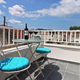 House Stone house Mia casa Stari Grad