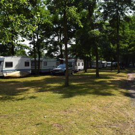 Marina - Lodě a Karavany Týnec nad Labem