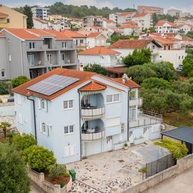 Apartments Delight Okrug Gornji