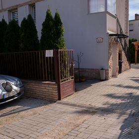 Kügi Apartman Balatonalmádi