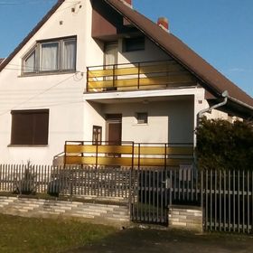 Kis-Nagy ház Harkány