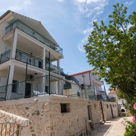 Apartments Ivica Bilo