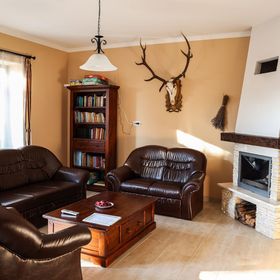 Szarvas Apartman Jakuzzis Vendégház Mány