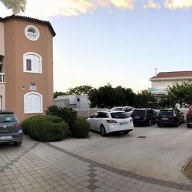 Apartments Dante Vrsi