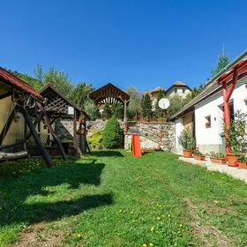 Éva Vendégház Komlóska