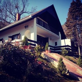 Zsuzsi Nyaraló 2. Magyarhertelend