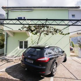 Apartments Ero Podaca