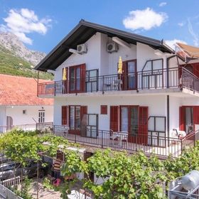 Apartments Adna Podaca