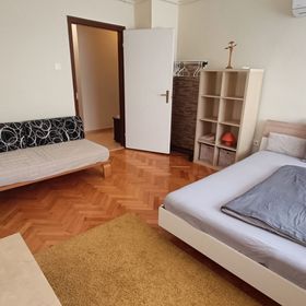 NewIsland Family Apartman Sárvár