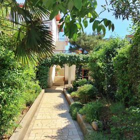 Apartman Jakominic Šilo