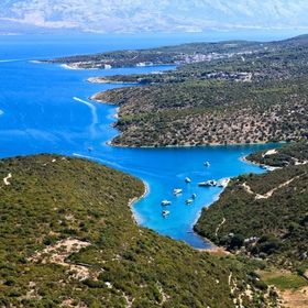 Apartments Marieta Povlja