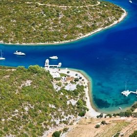 Apartments Marieta Povlja