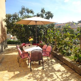 Vila Nidisa Čižići