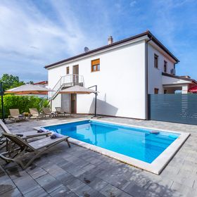 Apartment Mara Sveti Anton