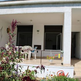 Fenyves Nyaralóház Balatonakali