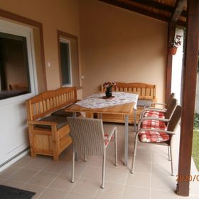 Rózsa Vendégház Sarud