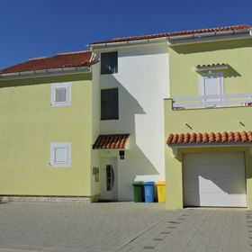 Apartmani Ivanov Novalja