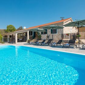 Ház Családok Részére Medencével Stupin Celine, Rogoznica - 18194 Stupin Čeline