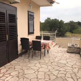 Apartmanok A Tenger Mellett Pirovac, Sibenik - 15403 Pirovac