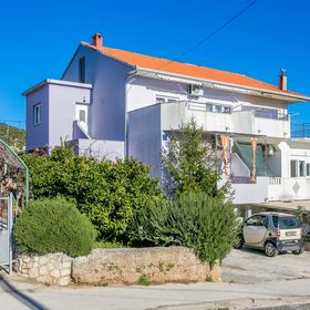 Apartmanok Parkolóhellyel Marina, Trogir - 17013 Marina