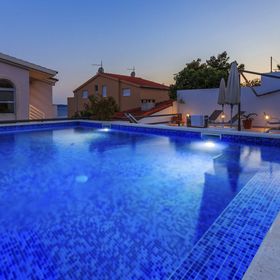 Apartmanok A Tenger Mellett Medencével Rastici, Ciovo - 17889 Rastići